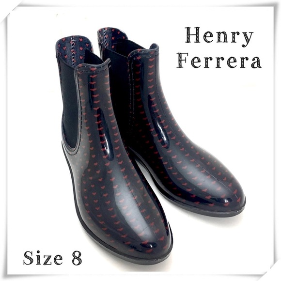 HENRY Ferrera Heart Print Ankle Rain Boot In Black With Red Heart - Picture 1 of 10